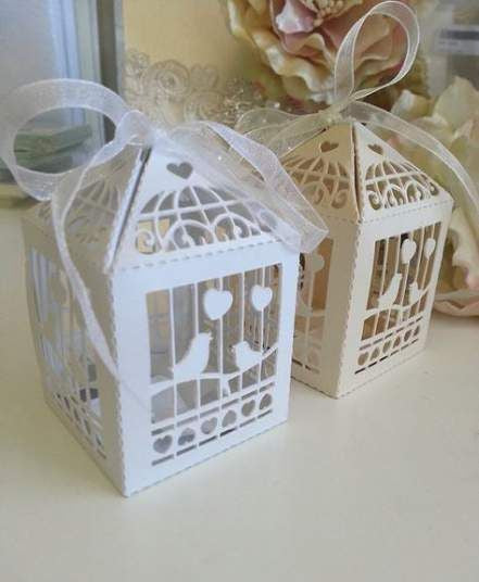 100 Piece Pack - White Dove Heart Wedding Bomboniere Box