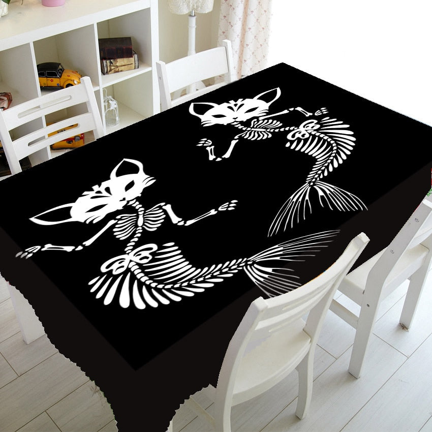 Black table cloth Skeleton cat-fish (G)