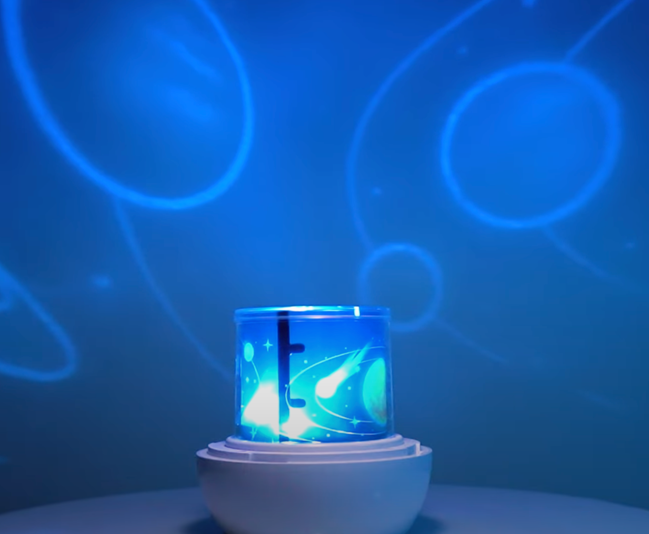 Lil Dreamers Lumi-Go-Round Space Rotating Projector Light